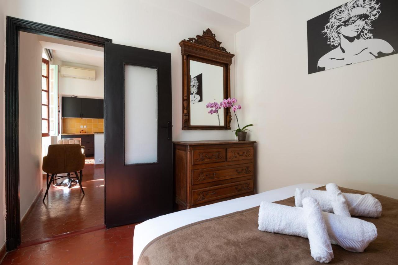 Papa Riviera - Nice Old Town - 2 Bedrooms ภายนอก รูปภาพ