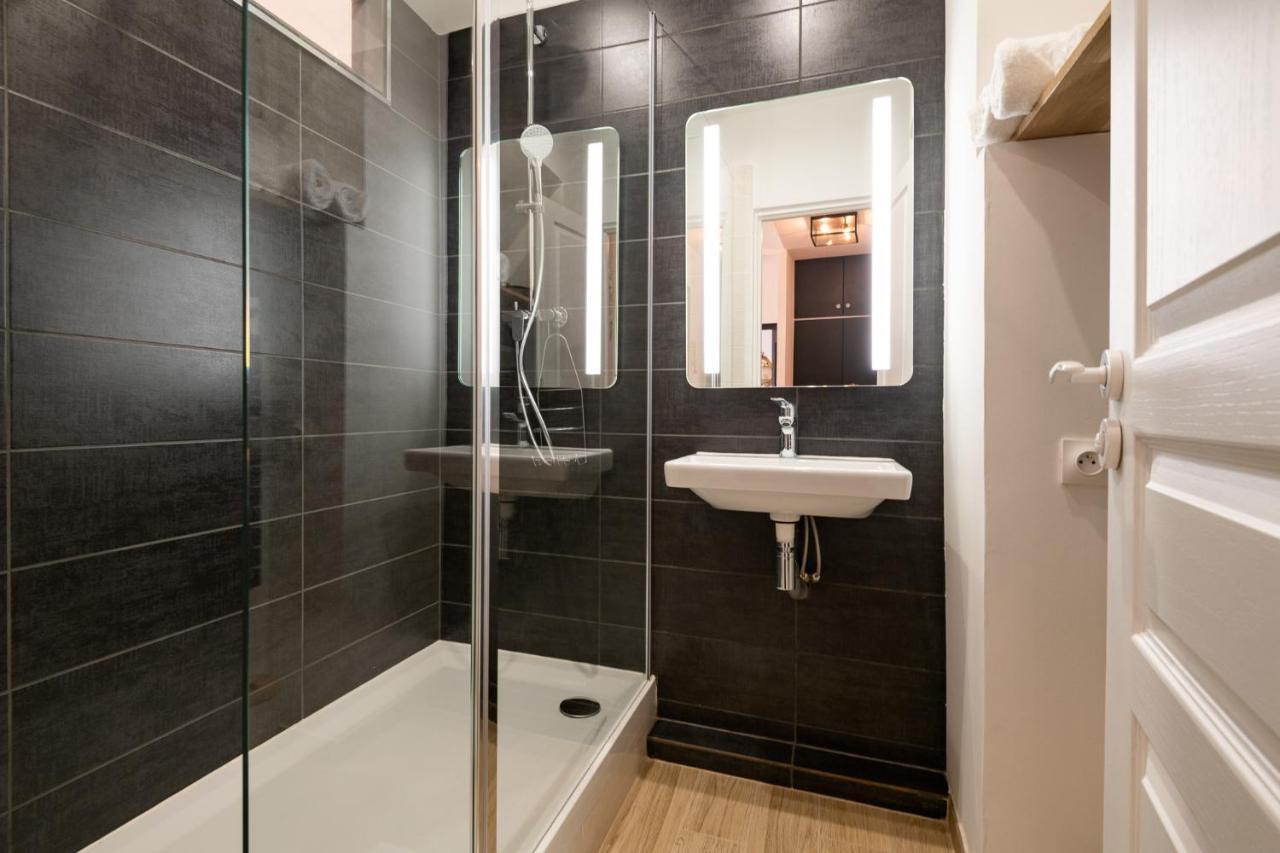 Papa Riviera - Nice Old Town - 2 Bedrooms ภายนอก รูปภาพ